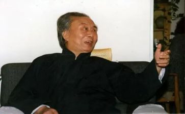 艾青诗选600字读后感6篇