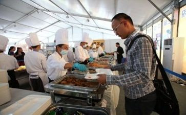 餐饮个人年终工作总结模板8篇