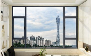 作文窗外500字最新6篇
