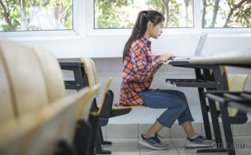大学个人述职报告范文8篇