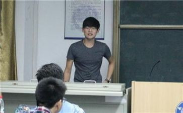 刚开学大学班长竞选演讲稿8篇