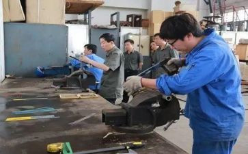 电工高级技师技术工作总结7篇
