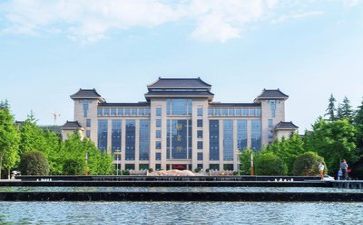 高校述职报告优秀7篇