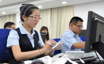 综合柜员个人总结6篇