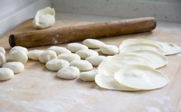 擀饺子皮作文300字优秀7篇