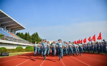 军训作文800模板8篇
