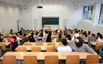 大学考核自我鉴定5篇