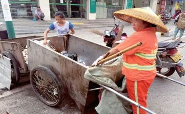 扫大街的作文5篇