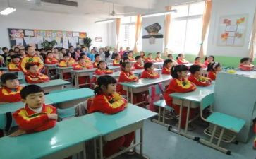 我想当小学老师作文推荐6篇