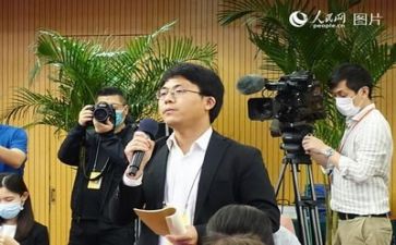 新闻任述职报告7篇