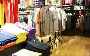 捐衣服作文8篇