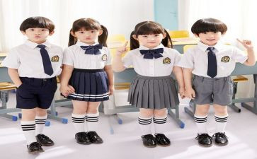校园服务日活动方案8篇